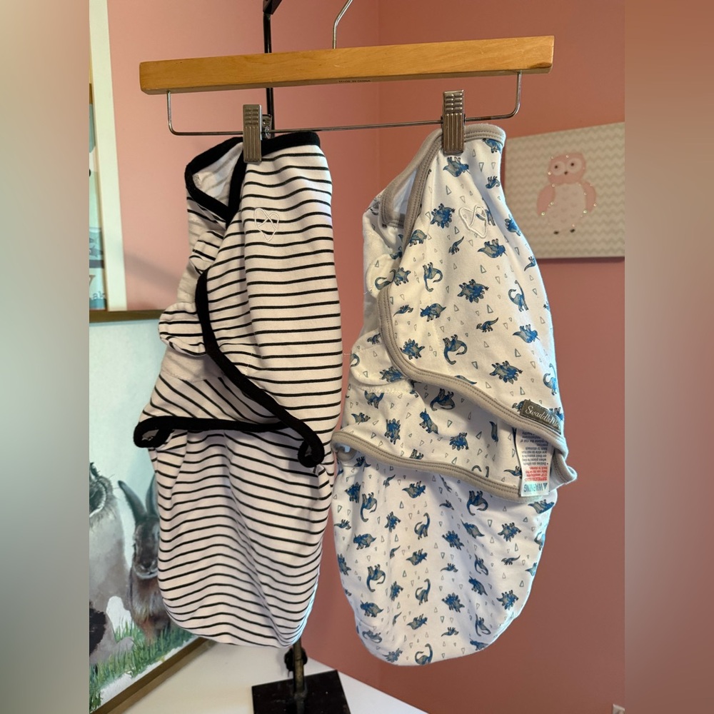 Swaddle Me Swaddles Stripes & Dinosaur Print Size S/M